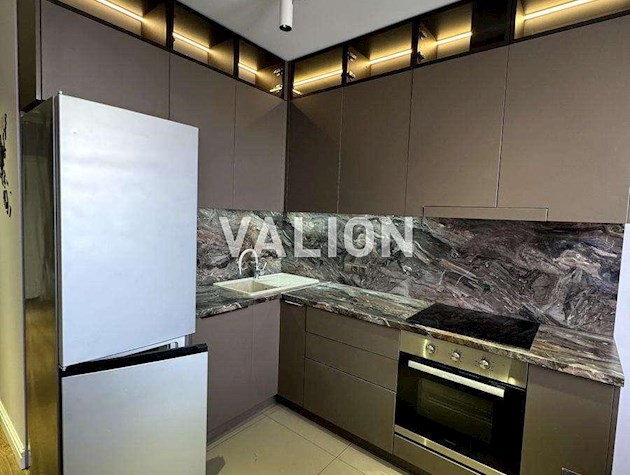 Продаж 2-к квартири вул. Кам’янська 128