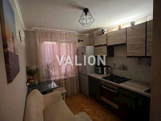 Продажа 1-к квартирі ул. Желудева 8а