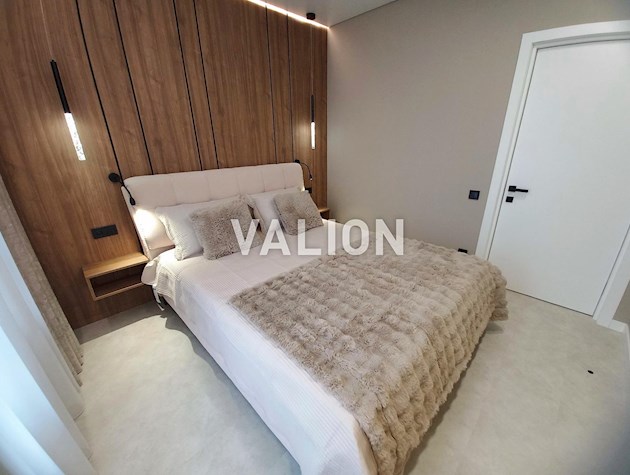 Продается 1-комнатная квартира, ЖК Республика (Теремки), улица Семьи Костяковских, 10