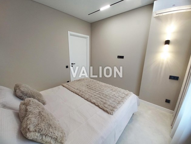 Продается 1-комнатная квартира, ЖК Республика (Теремки), улица Семьи Костяковских, 10