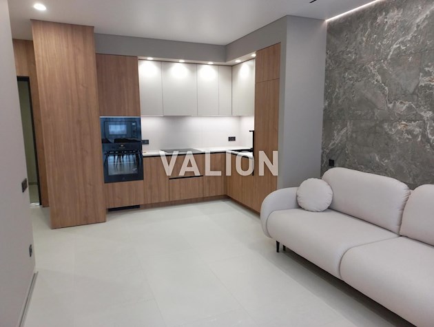 Продается 1-комнатная квартира, ЖК Республика (Теремки), улица Семьи Костяковских, 10