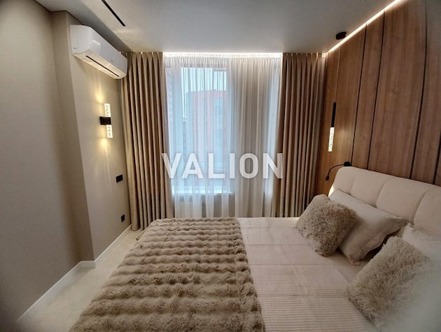 Продается 1-комнатная квартира, ЖК Республика (Теремки), улица Семьи Костяковских, 10