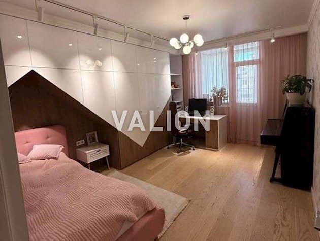 Продажа 3-к квартиры ул. Авиаконструктора Игоря Сикорского 1а