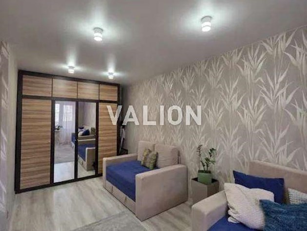 Продажа 1-к квартиры ул. Александра Махова 1