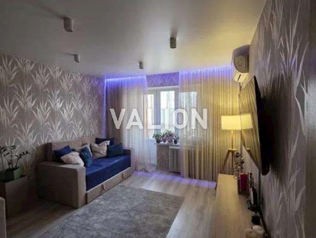 Продажа 1-к квартиры ул. Александра Махова 1