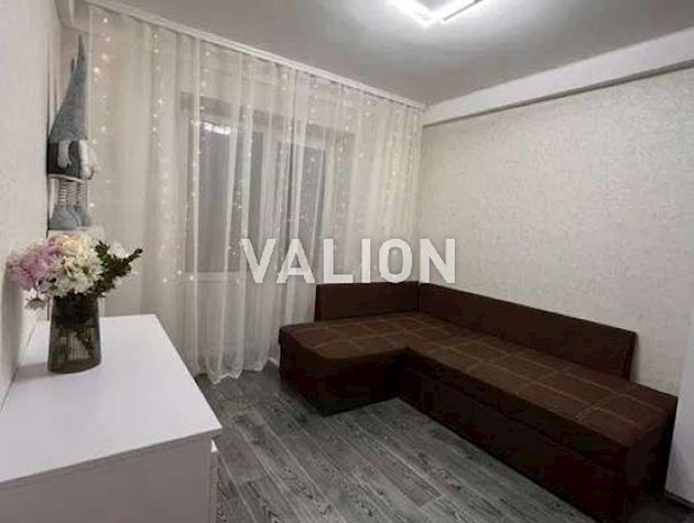 Продажа 2-к квартиры ул. Зодчих 4