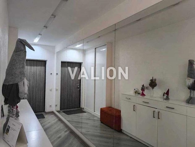 Продажа 3-к квартиры ул. Коперника 3