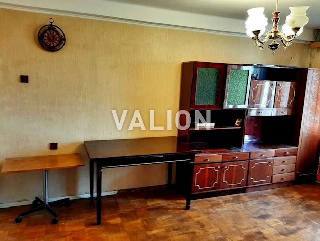 Продажа 3 комнатной квартиры ул Чёрных Запорожцев 9а.