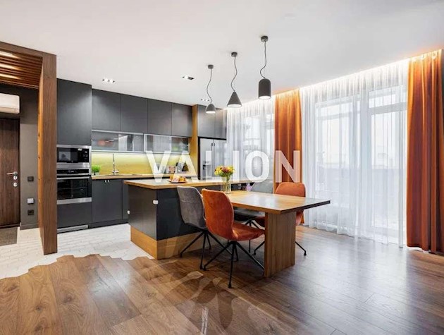 Продажа 4-комнатной квартиры ул. Сергея Данченко 14а