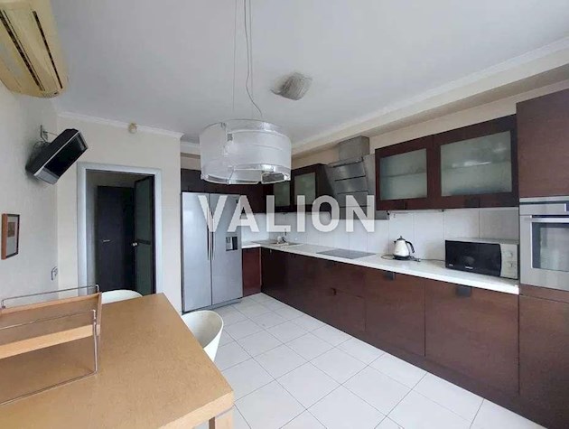 Продажа 4-к квартиры просп. Валерия Лобановского 126г