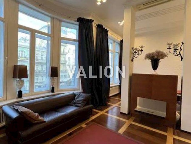 Продаж 2-к квартири із паркомісцем вул. Велика Васильківська 27