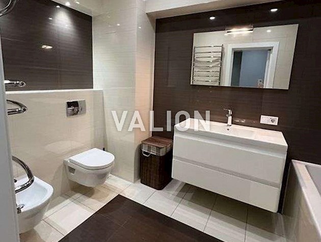 Продажа 3к квартиры по ул Дмитриевская 75, ЖК Златоустовский Шевченковский р-н