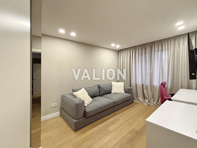 Продажа Трехкомнатная квартира в Подольском районе, ул. Константиновская, 51. Центр Подола. Без комиссии