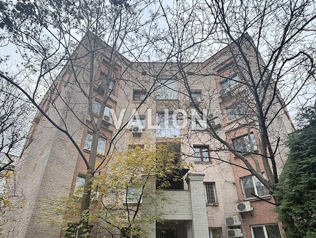 Продажа: Трехкомнатная квартира в Подольском районе, ул. Константиновская, 51. Центр Подола. Без комиссии