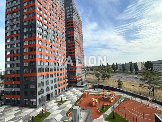 Продается квартира свободной планировки (метро Вырлица), жк Терракотта