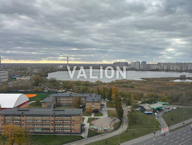 Продается квартира свободной планировки (метро Вырлица), жк Терракотта