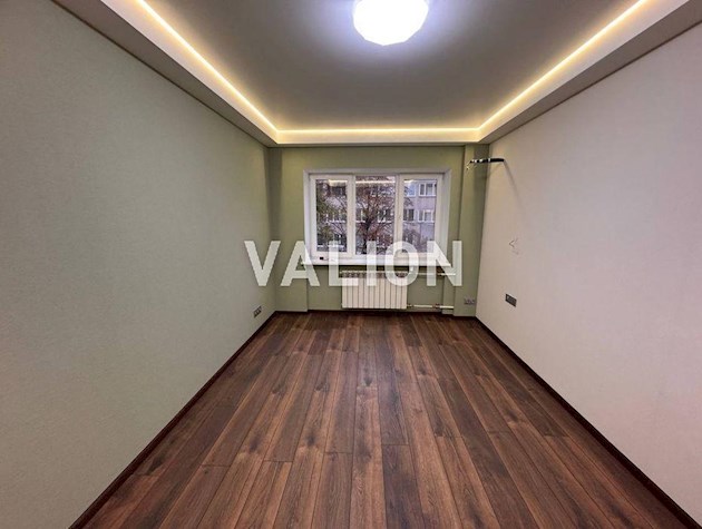 Продается 2-комнатная после капитального ремонта Тбилисский переулок, 3А Шевченковский район