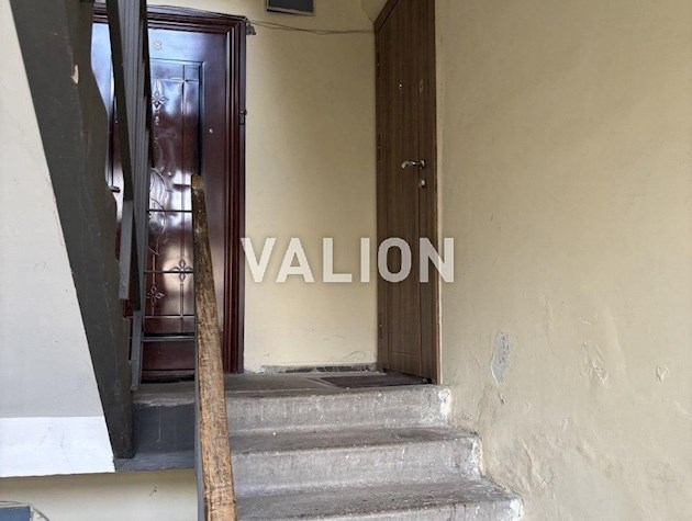 Продается 2-комнатная после капитального ремонта Тбилисский переулок, 3А Шевченковский район