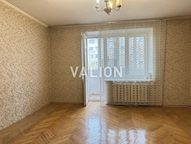 Продажа 3-к квартиры ул Авиаконструктора Антонова 11,Соломенский район