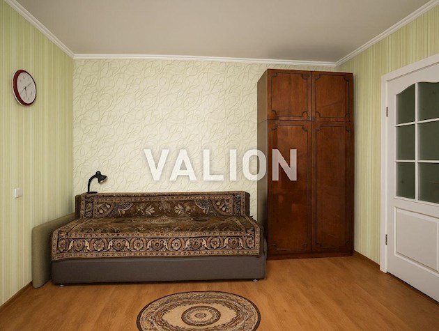 Продажа: 1 — комнатная на ул. Харченко Евгения, 27, Дарницкий район