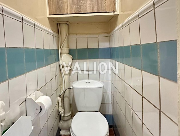 Продажа без% 2-х комнатной квартиры по адресу ул. Донецкая 5, рядом с Севастопольской площадью, Чоколовка, Соломенский р-н.