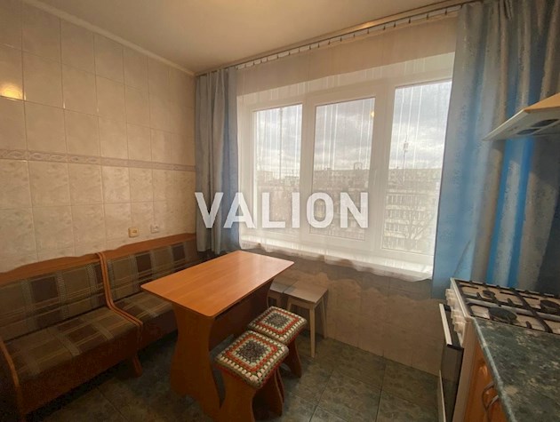 Продажа 3-комнатной квартиры ул. Кубанской Украины, 53