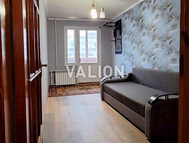 Продажа 3-комнатной квартиры ул. Кубанской Украины, 53