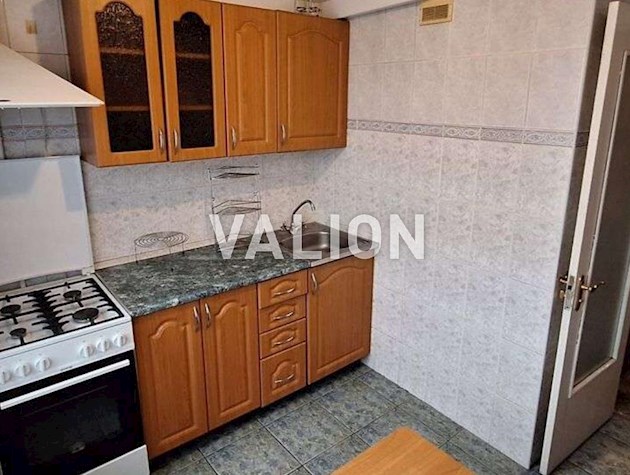 Продажа 3-комнатной квартиры ул. Кубанской Украины, 53