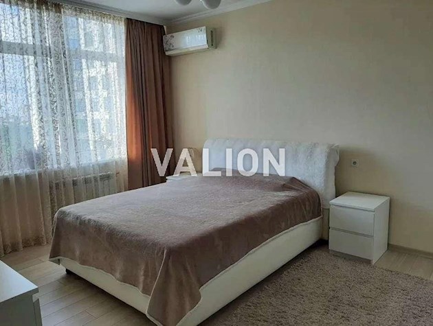 Продажа 3-к квартиры ул Сикорского 4д, метро Сырец