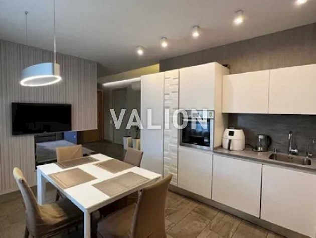 Продажа 3 комнатной квартиры по ул. Шумского 3г