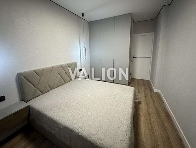 Продажа 1 -к квартиры Варшавский 3 ул.Всеволода Змиенко 34/21