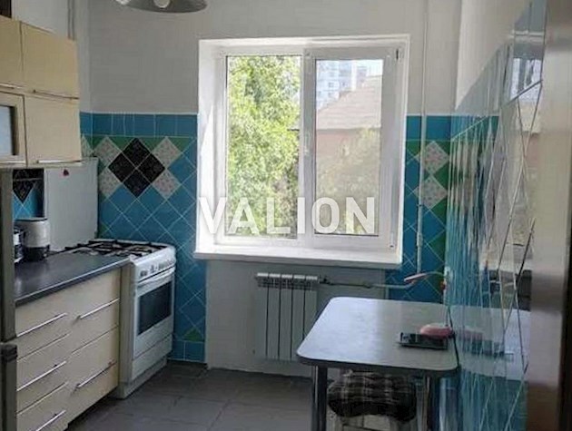 Продажа 3- к квартиры Стратегическое шоссе 21 Голосеевском районе