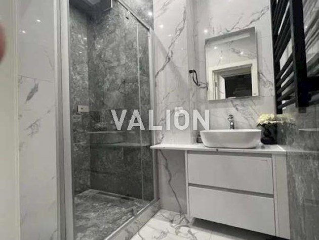 Продажа 3-к квартиры ул. Михаила Максимовича 24а