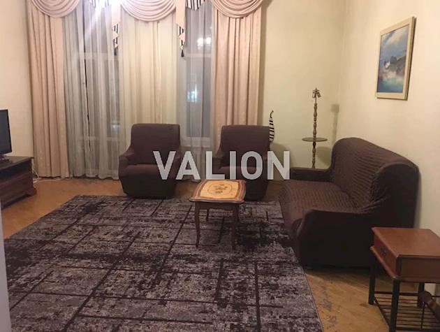 Продаж 3-к квартири вул. Богдана Хмельницького, 10 Центр, метро Театральна