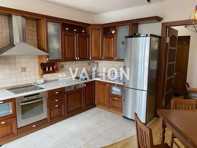 Продаж 3-кімнатної квартири на вул.Лєскова, 1а