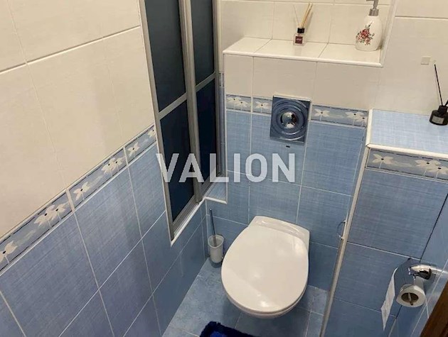 Продаж 3-кімнатної квартири на вул.Лєскова, 1а