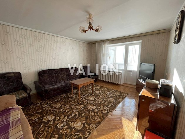 БЕЗ %. Продаю простору 3 кімнатну квартиру за адресою вул. Ушинського, 25а, Солом’янський район.