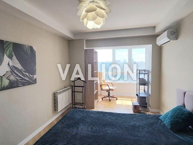 Продажа без % уютной 3-комнатной квартиры с ремонтом в центре столицы, возле метро КПИ по просп. Берестейский, 20, Шевченковский, Центр.