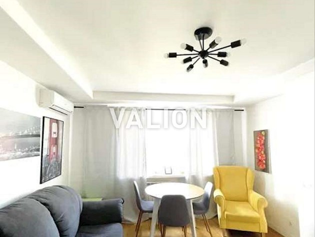 Продажа без % уютной 3-комнатной квартиры с ремонтом в центре столицы, возле метро КПИ по просп. Берестейский, 20, Шевченковский, Центр.