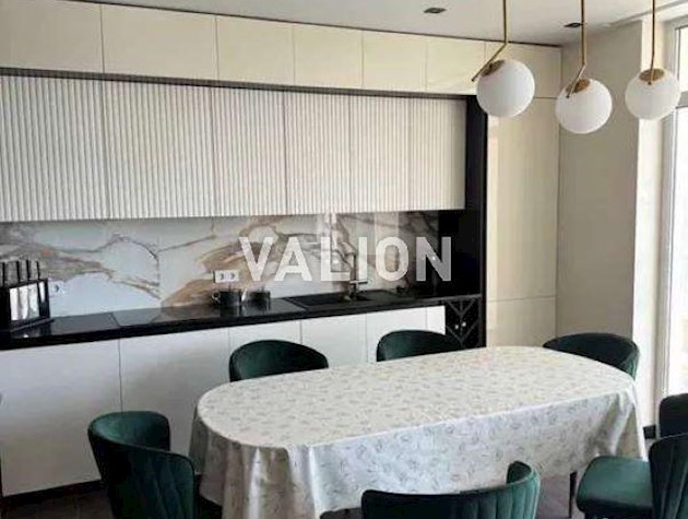 Продажа 5-к квартиры ул. Олеся Бердника 1д