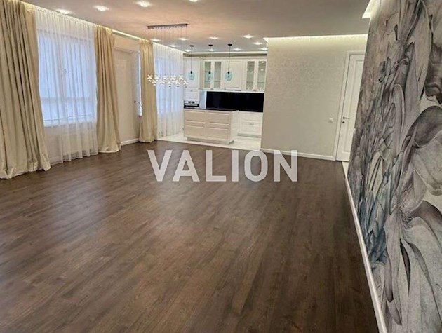 Продажа 5-к квартиры ул. Шелуденко 1a