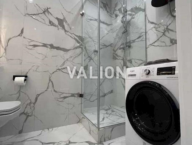 Продажа 1-к квартиры ЖК Лебединый ул.Ревуцкого 40б