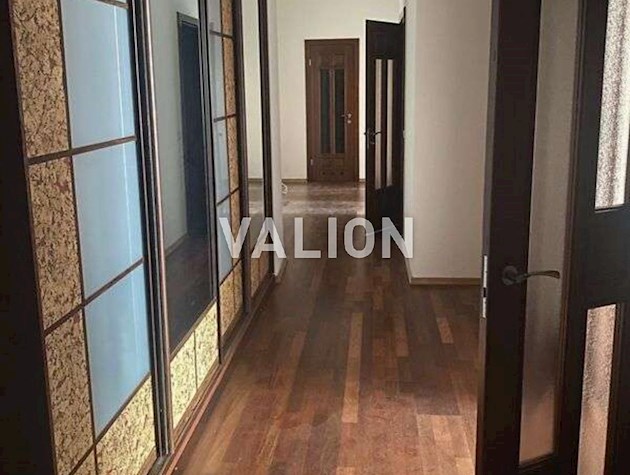 Продажа 3-к квартиры просп. Владимира Ивасюка 6б