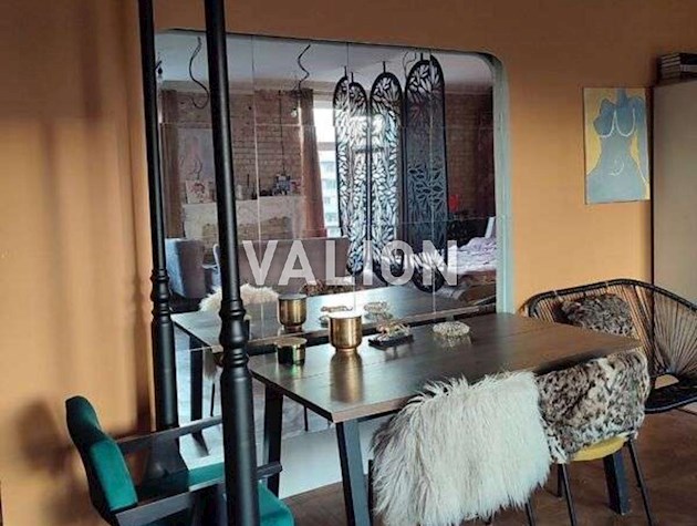 Продаж 3-к квартири вул. Велика Васильківська 132