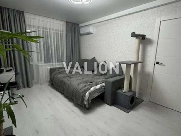 Продаж 1-к квартири вул. Гната Юри 5