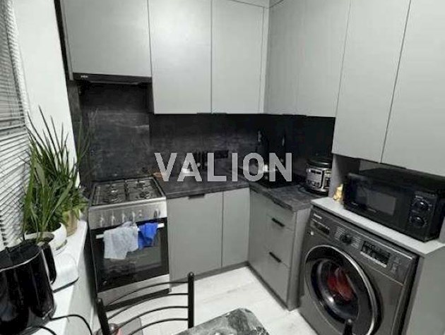 Продаж 1-к квартири вул. Гната Юри 5