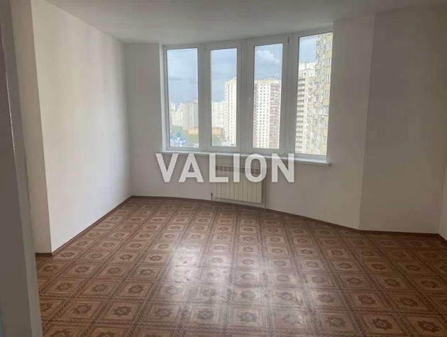 Продаж 3-к квартири вул. Дніпровська набережна 19в