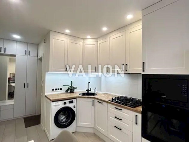 Продажа 3-к квартиры просп. Свободы 1/60