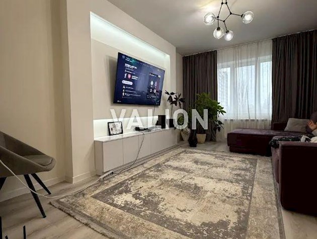 Продажа 3-к квартиры просп. Свободы 1/60