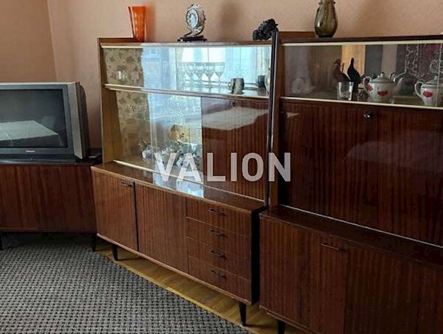 Продаж 2-к квартири вул. Вереснева 12а